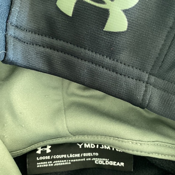 Boys Under Armour Black Hoodie/Pullover with Camo Athlete Graphic - Picture 10 of 10